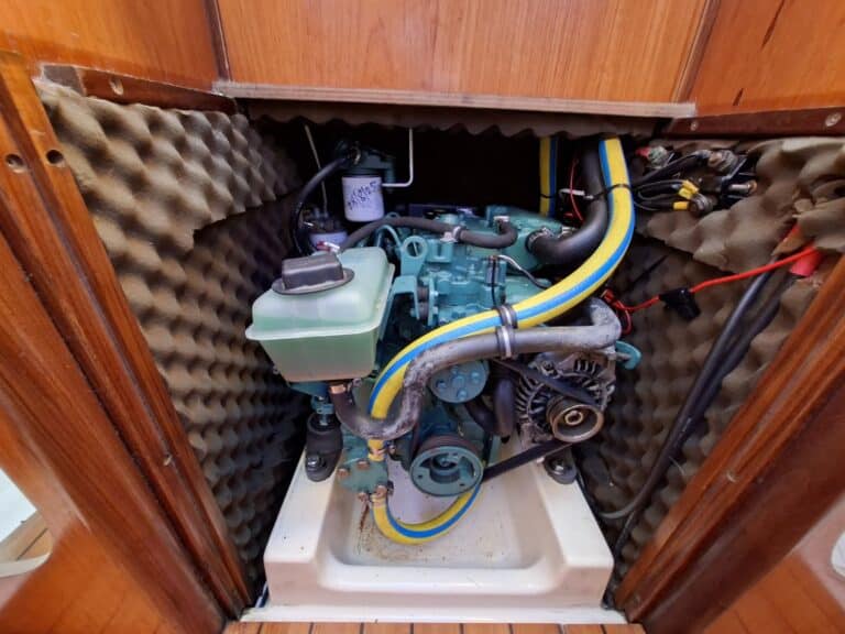 3800-beneteau-first-285-08