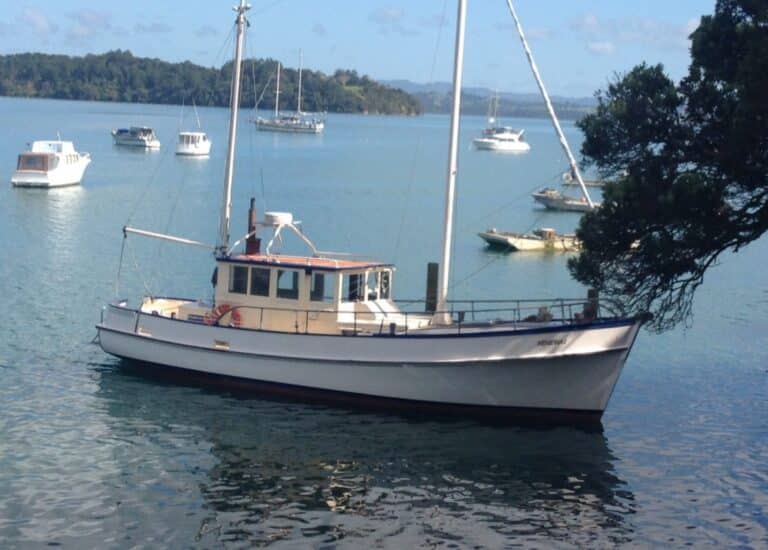 5615-carey-trawler-style-02