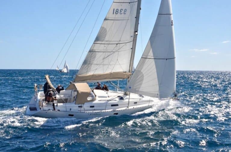6000-beneteau-381-01
