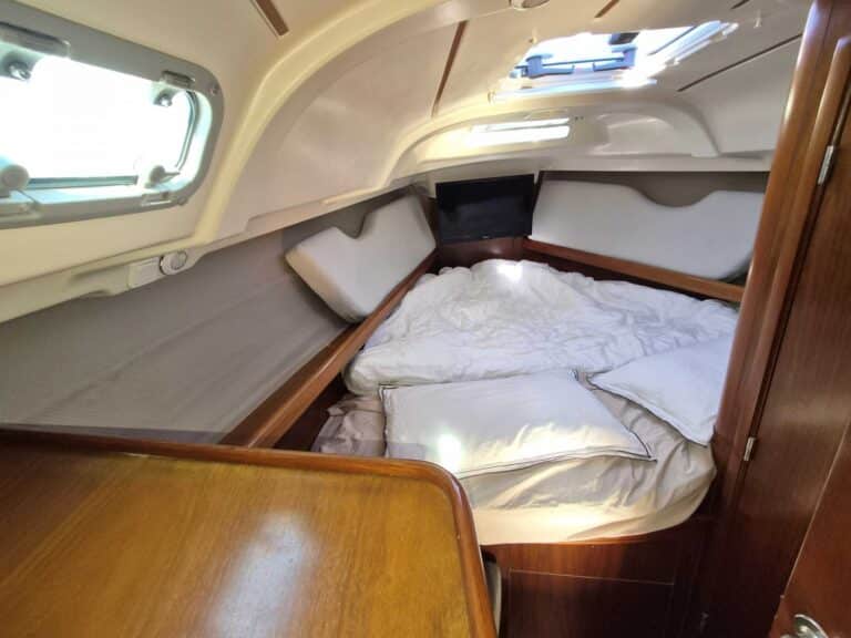 6000-beneteau-381-05