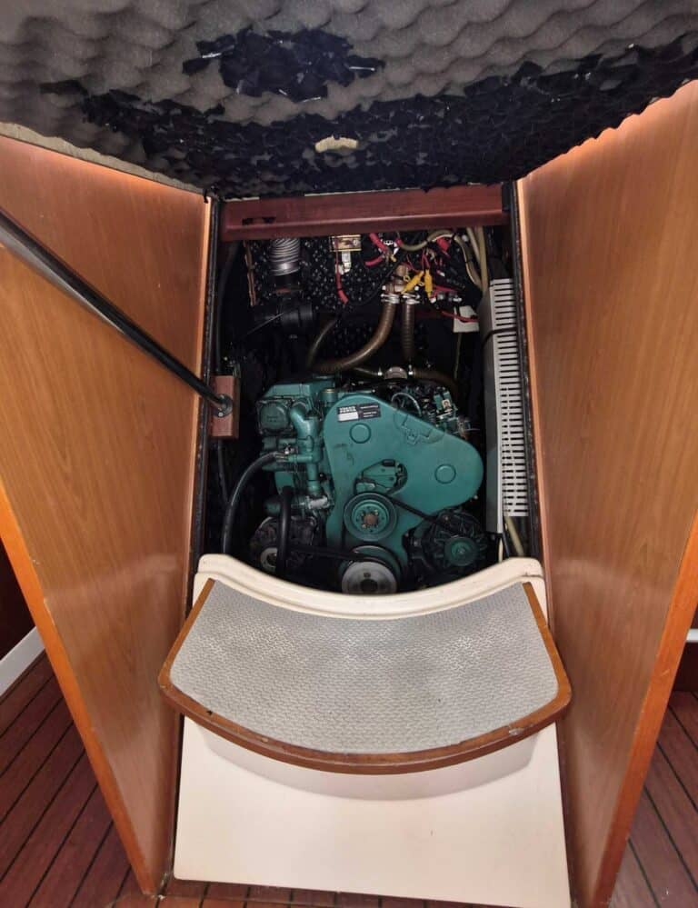 6000-beneteau-381-12