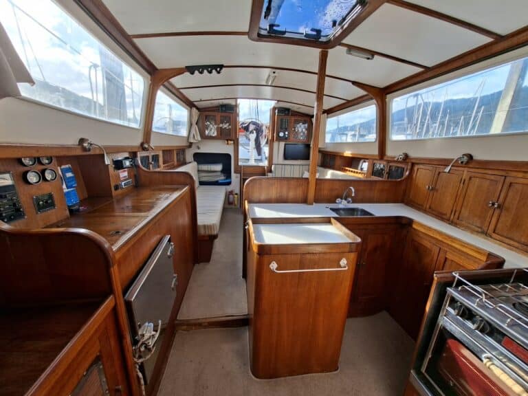 9156-lambert-c10-sloop-05