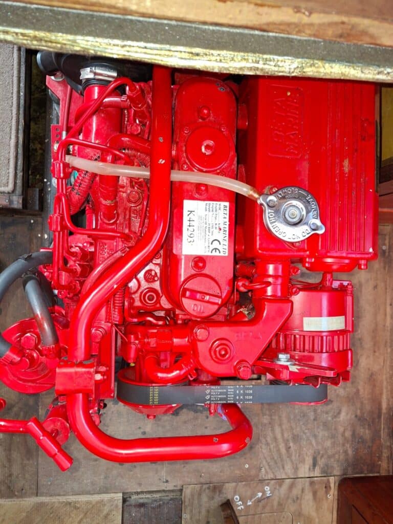 9156-lambert-c10-sloop-08