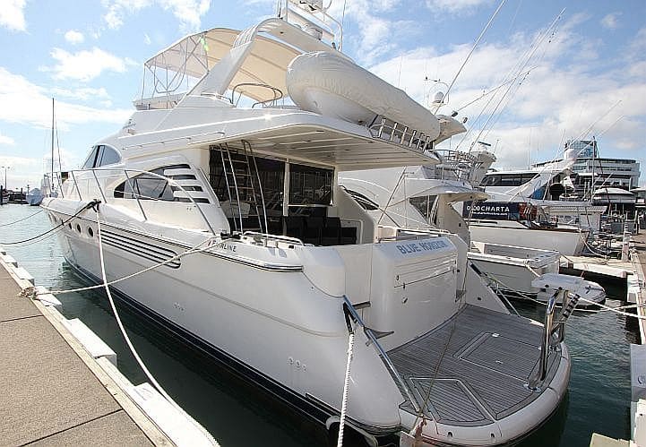 9298-fairline-squadron-20m-03