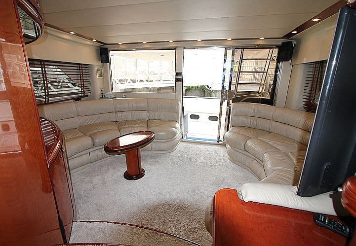 9298-fairline-squadron-20m-08