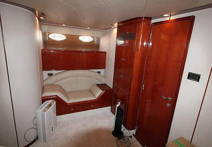 9298-fairline-squadron-20m-16