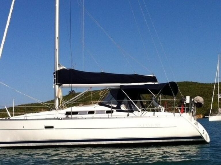 9475-beneteau-323-oceanis-22