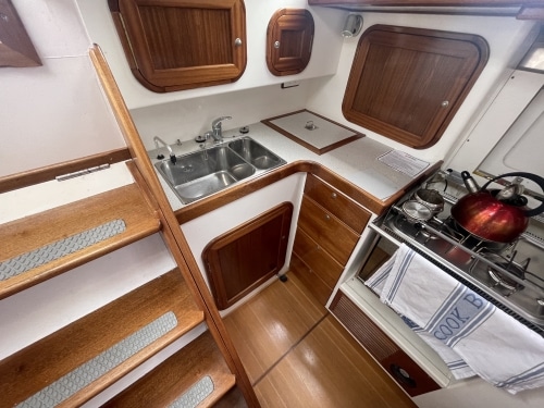 B570-van-de-staadt-12m-07