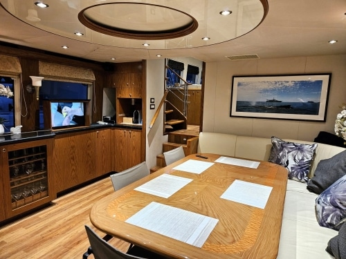 B650-22-4m-cheoy-lee-pilothouse-yacht-fisher-09