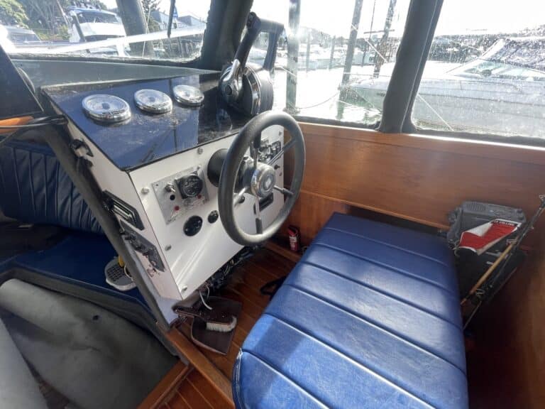 B792-charter-fishing-vessel-04