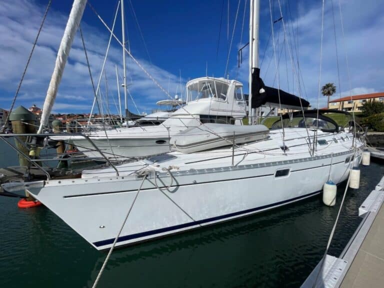 B798-beneteau-445-11