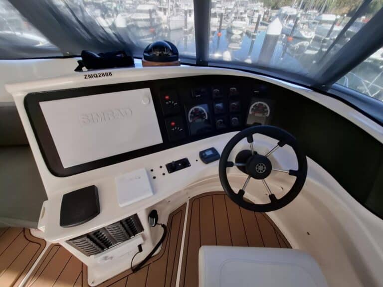 B803-alan-wright-12m-catamaran-02