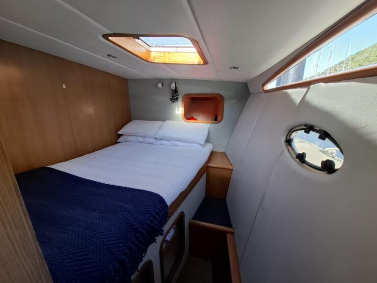 B803-alan-wright-12m-catamaran-07