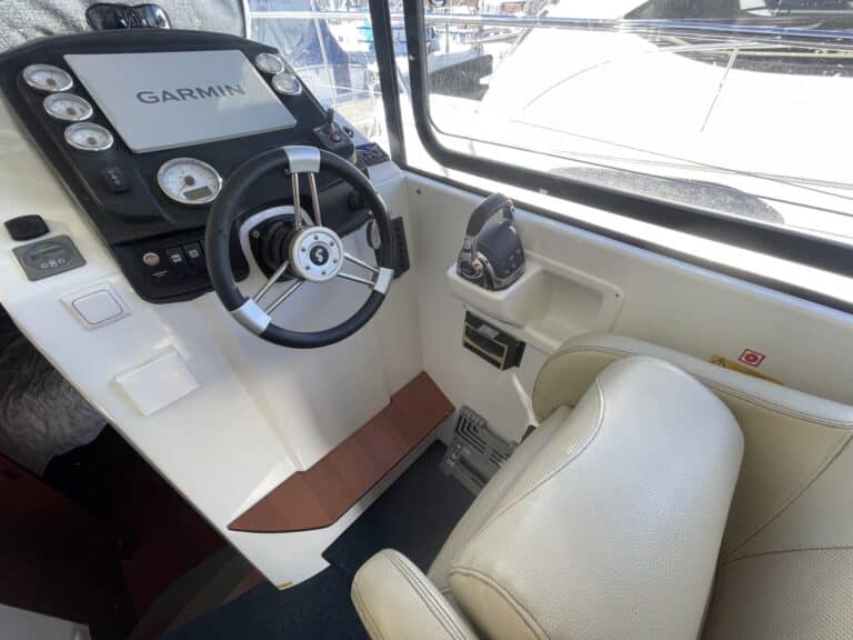 B806-beneteau-antares-30-03