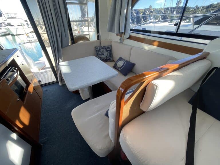 B806-beneteau-antares-30-10