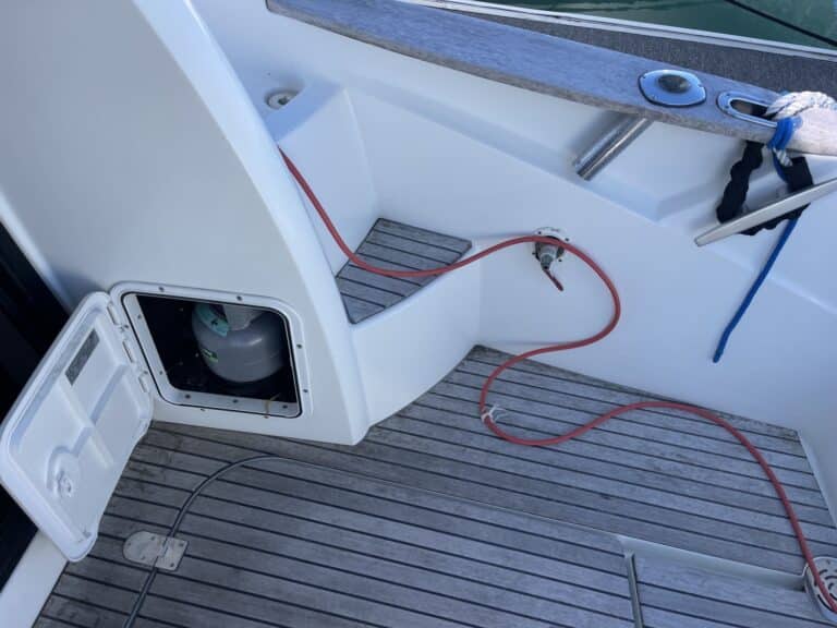 B806-beneteau-antares-30-16
