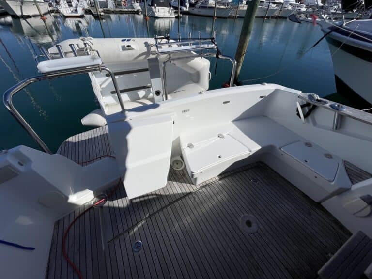 B806-beneteau-antares-30-17