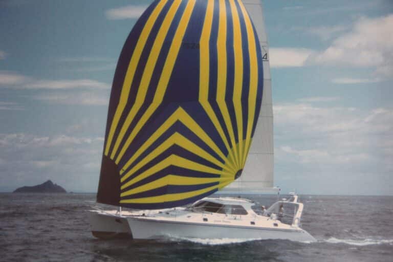 B818-given-1500-sailing-cat-02