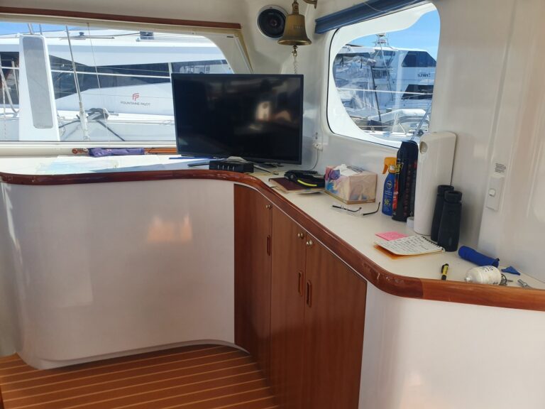 B818-given-1500-sailing-cat-23