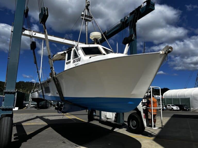 B822-salthouse-crayfishing-boat-surveyed-05