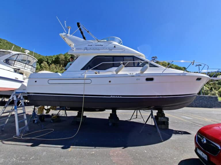 B831-bayliner-3388-03
