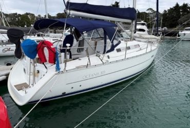 9475-beneteau-323-oceanis-01